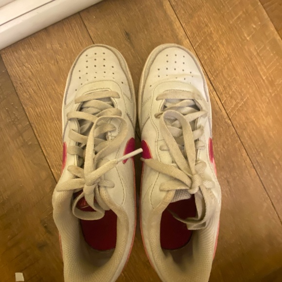 Nike Pink Shoes - Worn Twice! - Picture 7 of 7